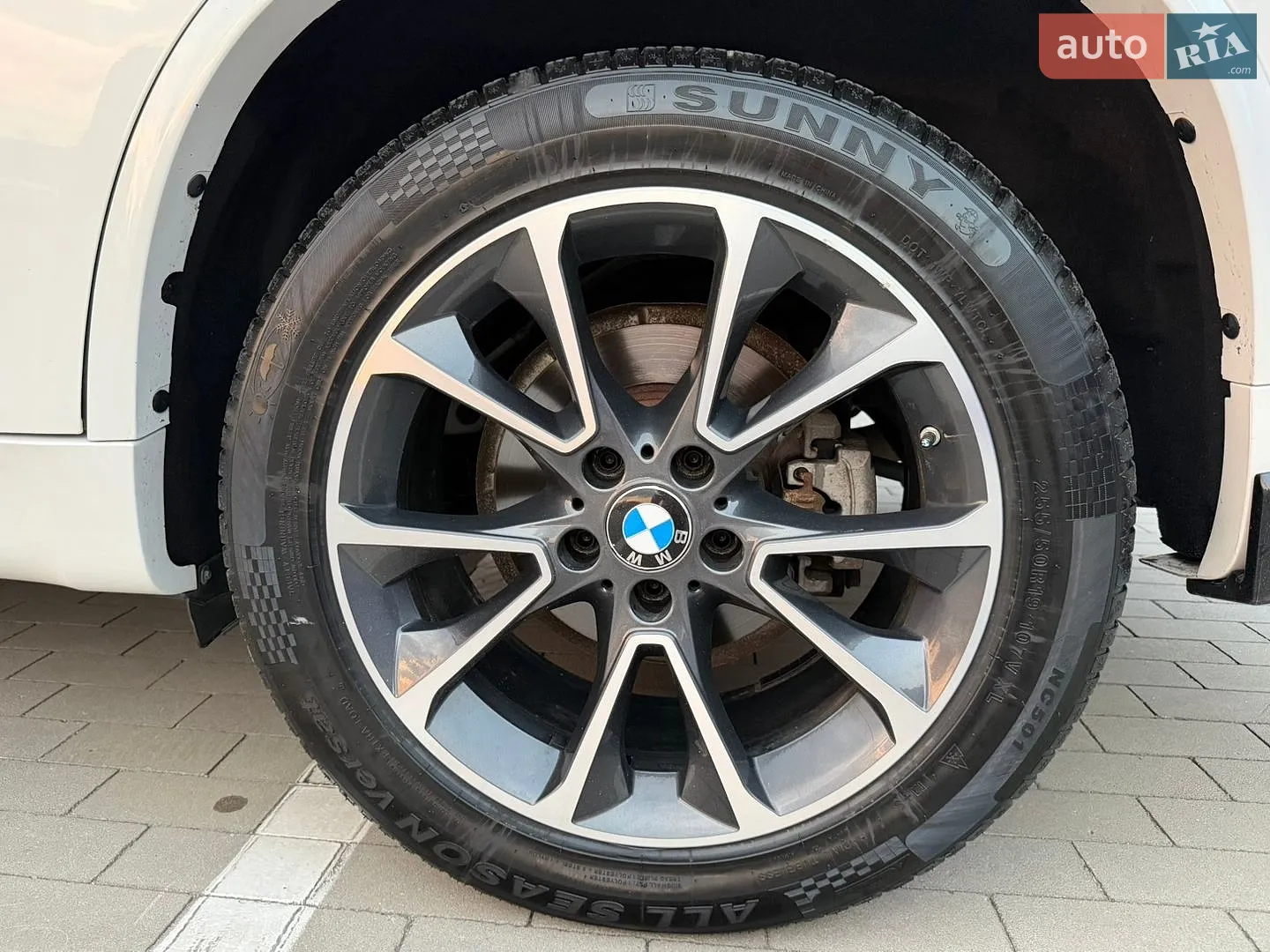 2017 BMW X5 - мініатюра 40