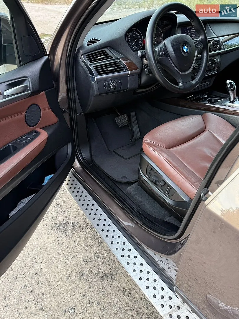 2011 BMW X5 - мініатюра 10