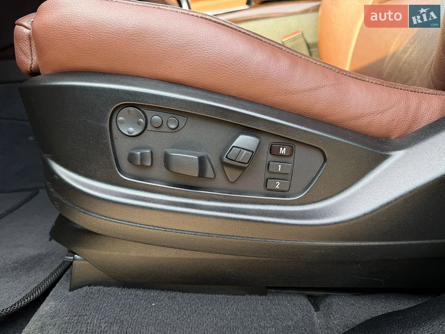 2011 BMW X5 - мініатюра 26