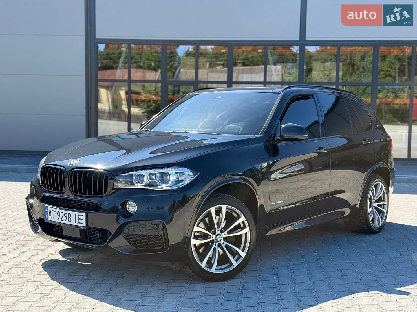 2017 BMW X5 - мініатюра 10