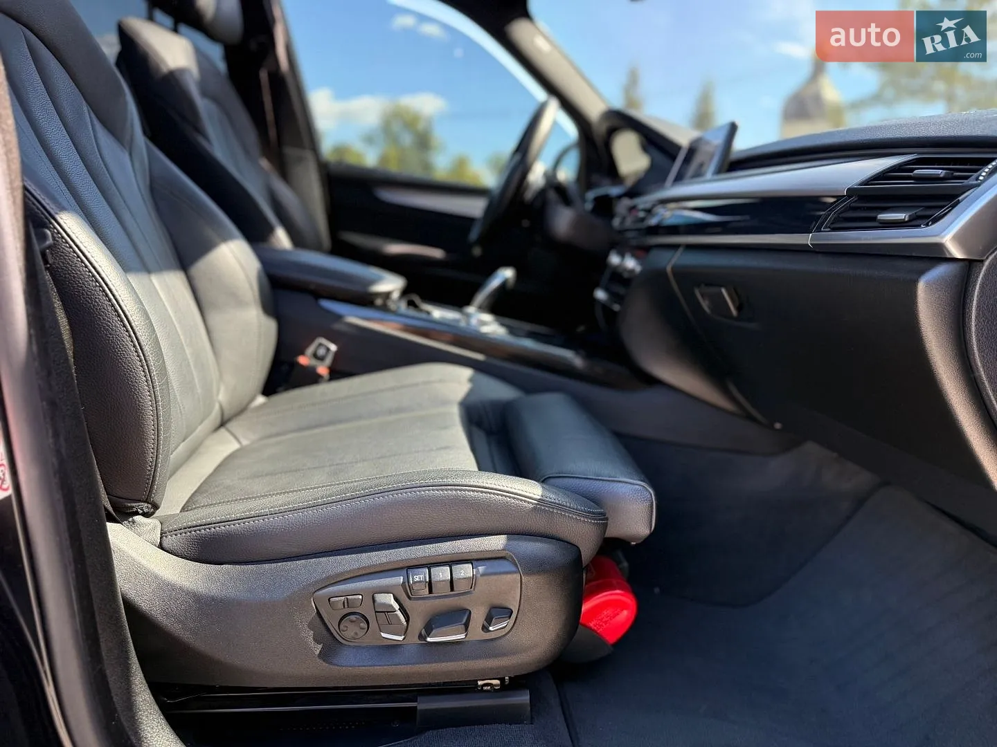2017 BMW X5 - мініатюра 30