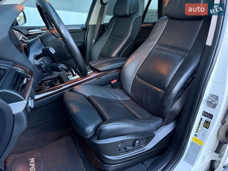 Внедорожник / Кроссовер BMW X5 2009 в Тернополе