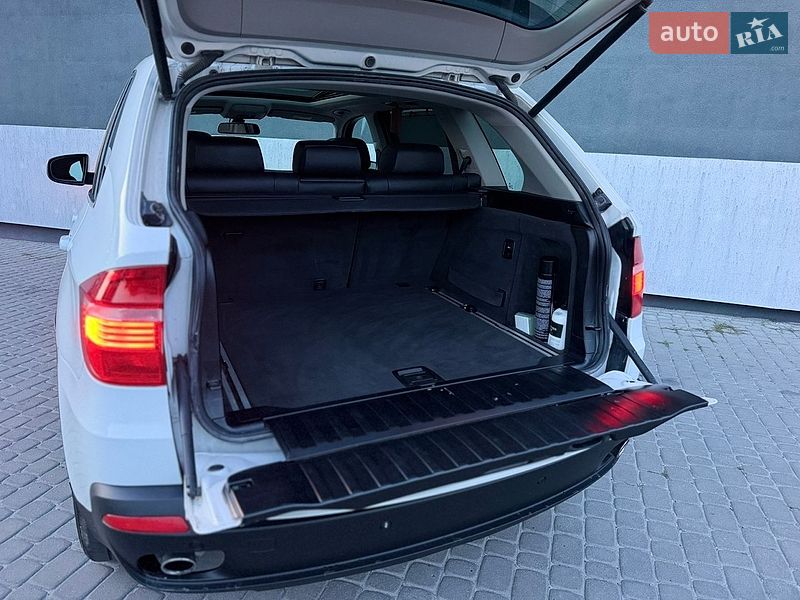 Внедорожник / Кроссовер BMW X5 2009 в Тернополе