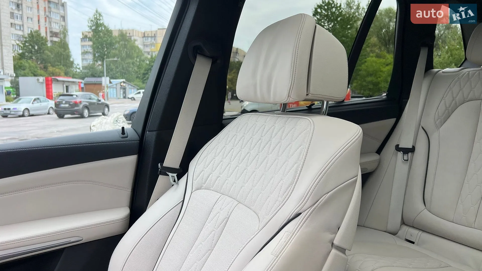 2022 BMW X5 - мініатюра 18