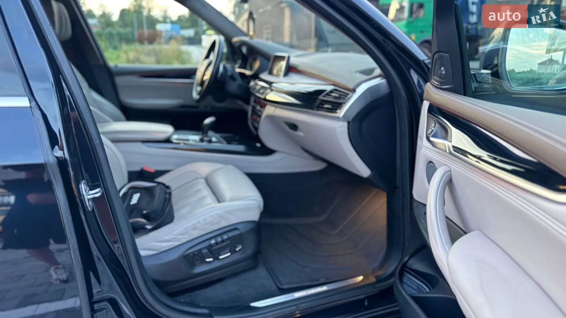 2015 BMW X5 - мініатюра 23
