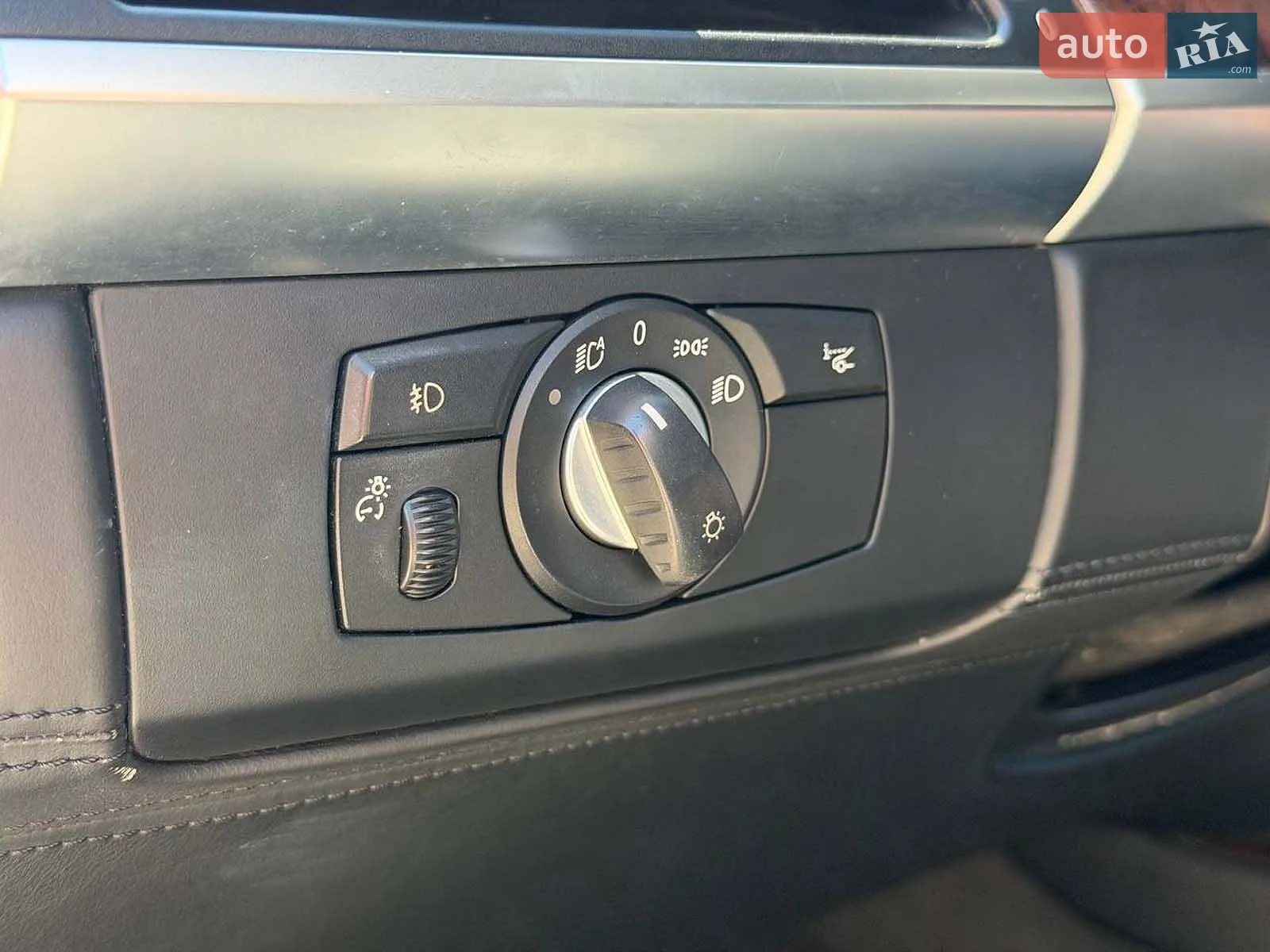 2010 BMW X5 - мініатюра 18