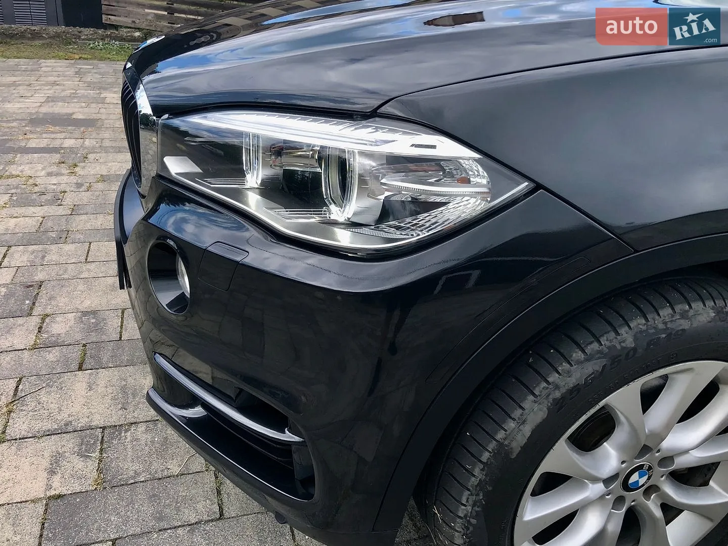 2016 BMW X5 - мініатюра 3