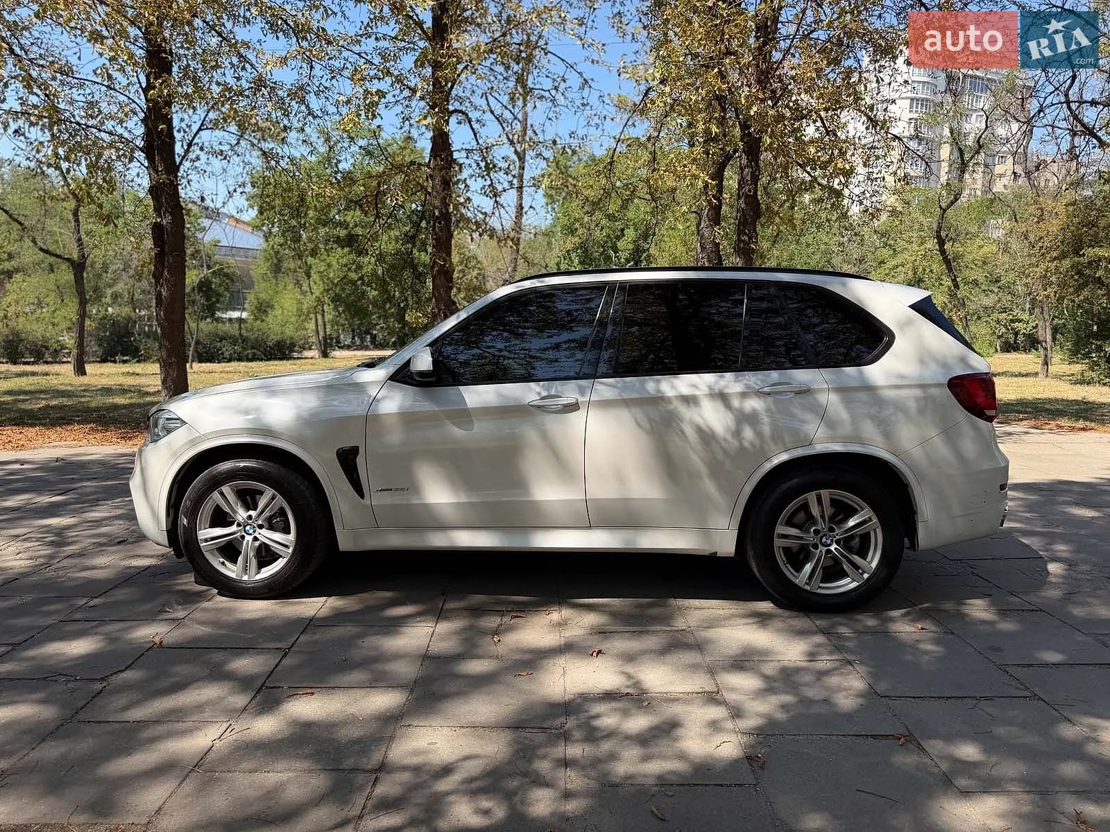 2016 BMW X5 - мініатюра 2