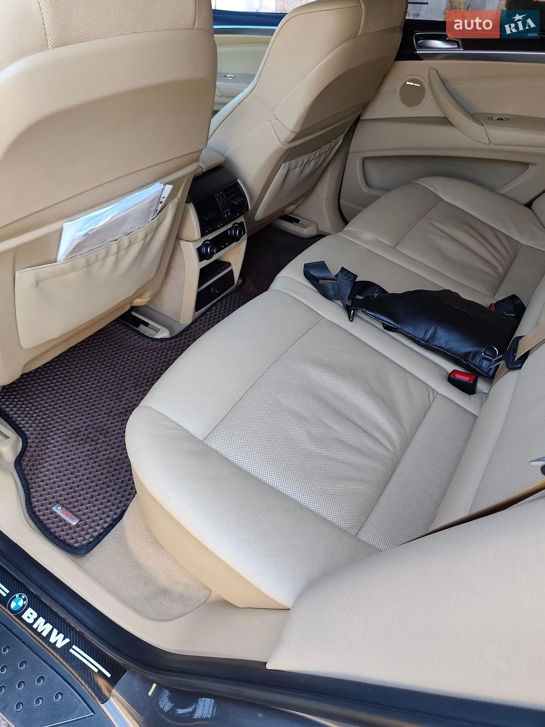 2010 BMW X5 - мініатюра 20