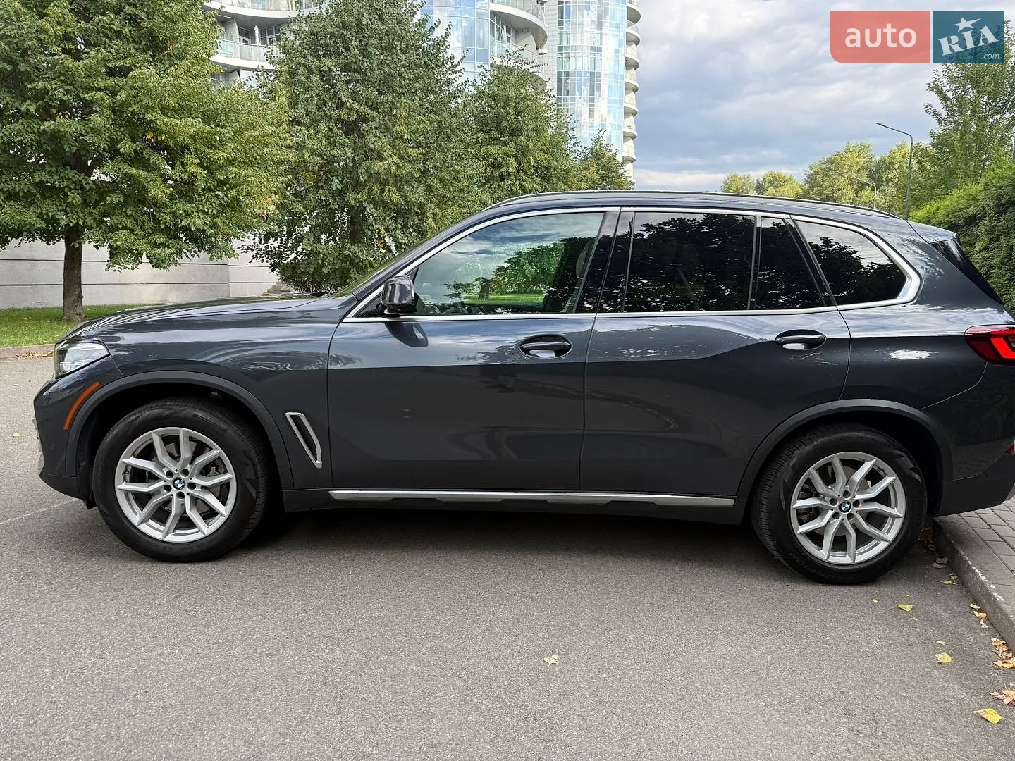2022 BMW X5 - мініатюра 3