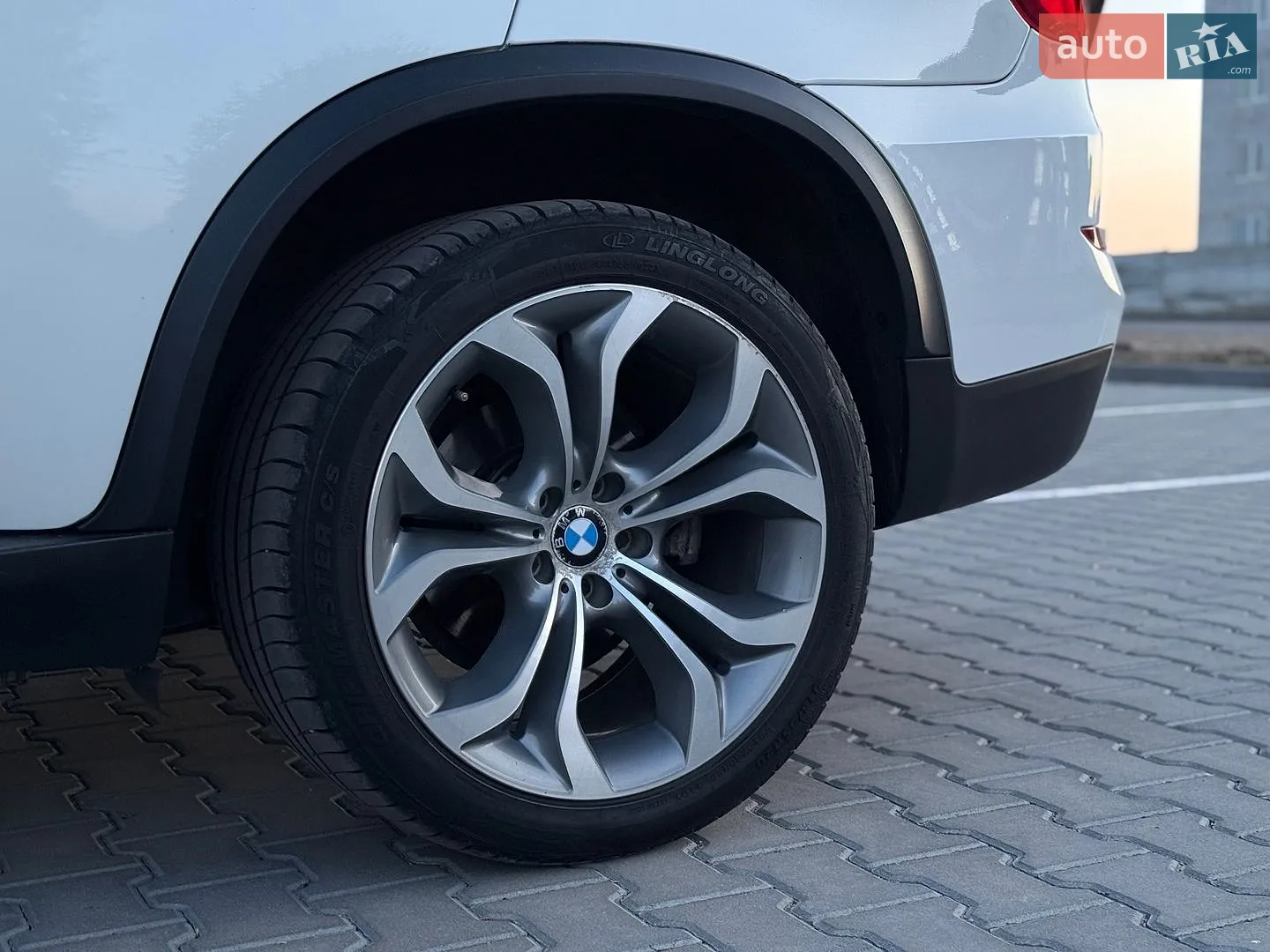 2010 BMW X5 - мініатюра 10