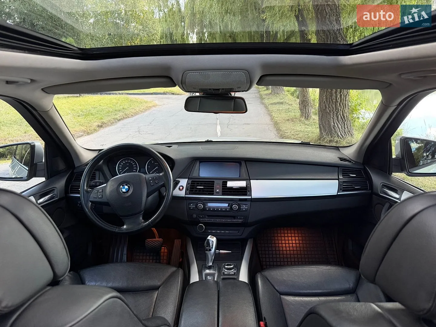 2010 BMW X5 - мініатюра 10
