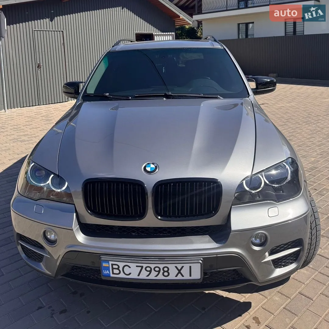 2010 BMW X5 - фото 1