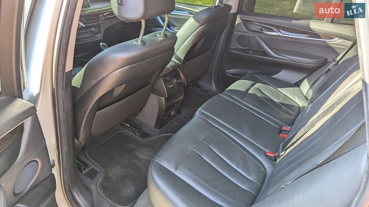 2015 BMW X5 - мініатюра 3