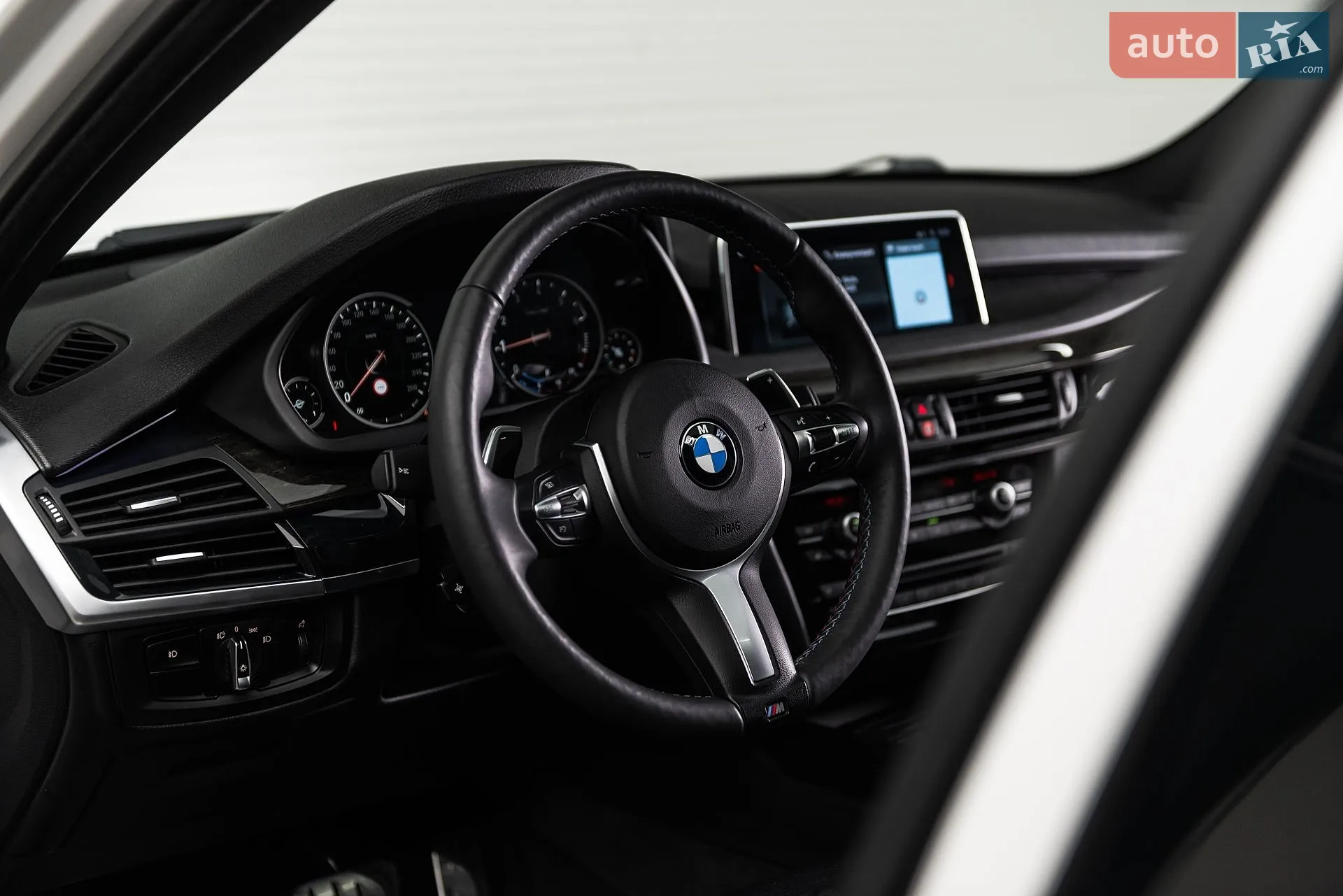 2015 BMW X5 - мініатюра 15