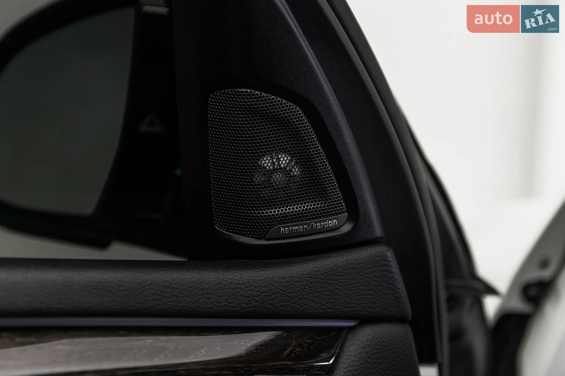 2015 BMW X5 - мініатюра 18