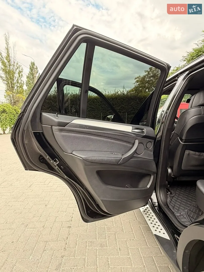 2011 BMW X5 - мініатюра 13