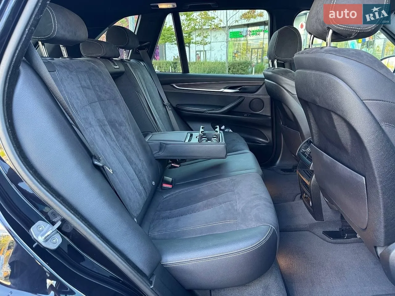 2017 BMW X5 - мініатюра 16