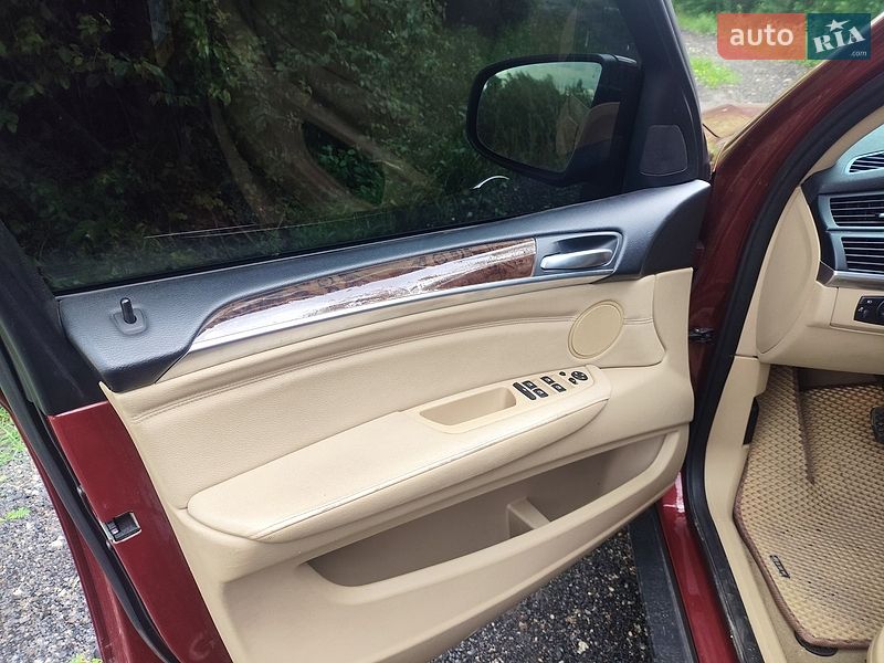 Позашляховик / Кросовер BMW X5 2010 в Козові