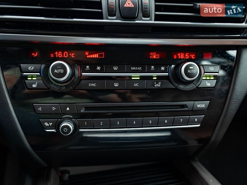 Внедорожник / Кроссовер BMW X5 2015 в Киеве