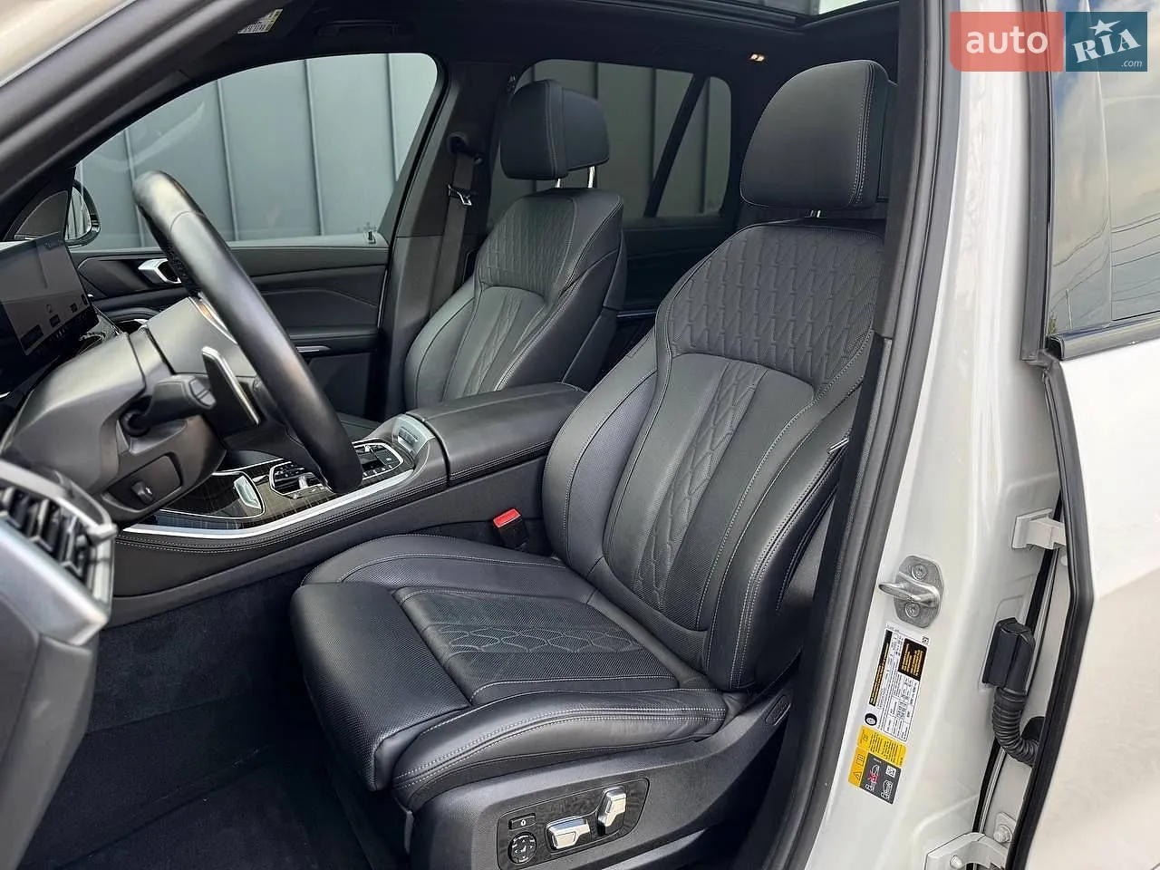 2023 BMW X5 - мініатюра 18