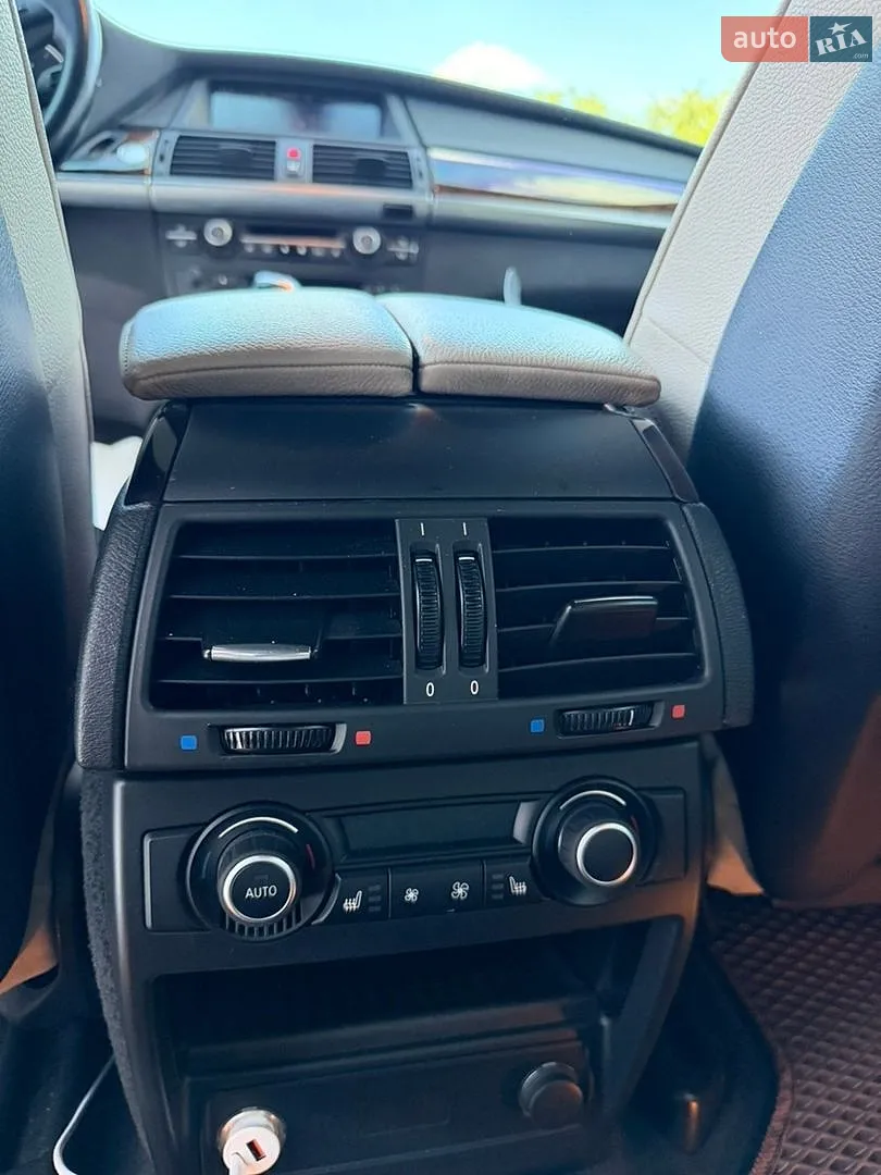2011 BMW X5 - мініатюра 12