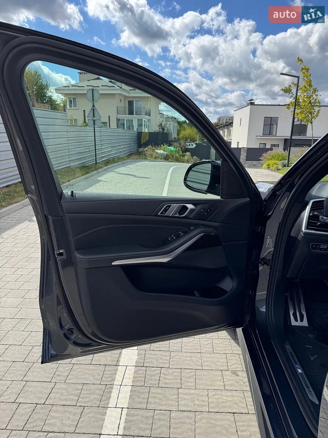 2021 BMW X5 - мініатюра 24