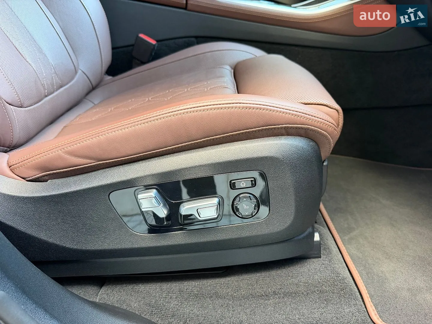 2023 BMW X5 - мініатюра 23