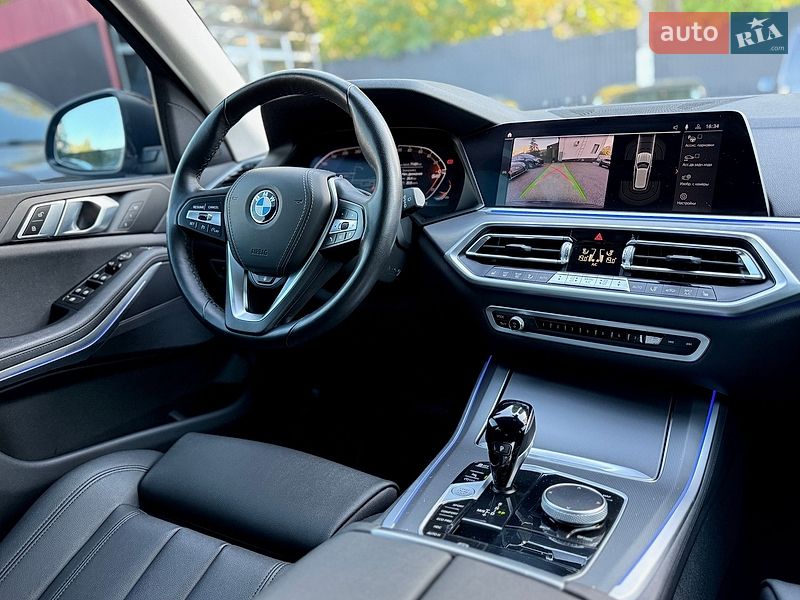 Внедорожник / Кроссовер BMW X5 2021 в Киеве