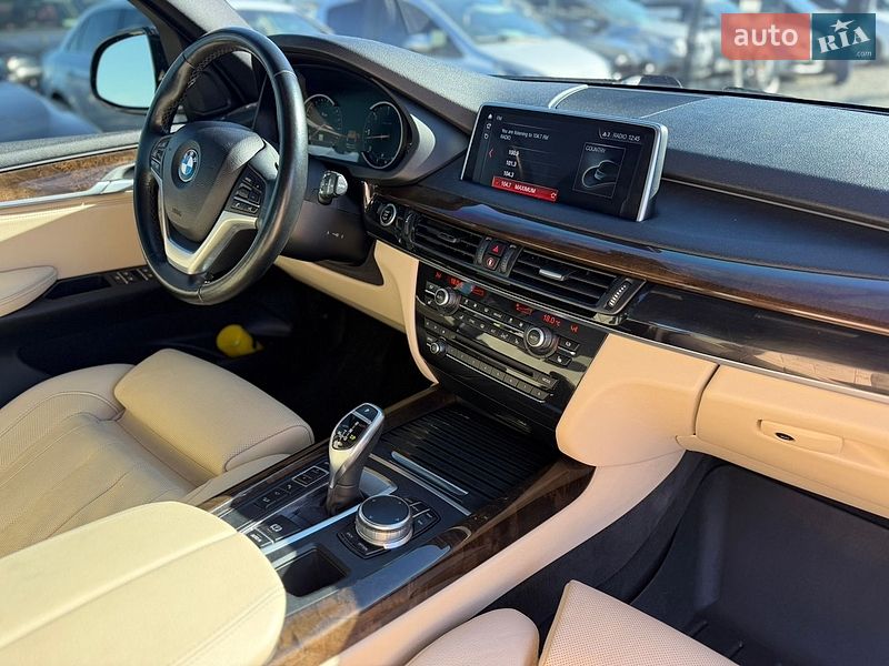 Позашляховик / Кросовер BMW X5 2017 в Івано-Франківську
