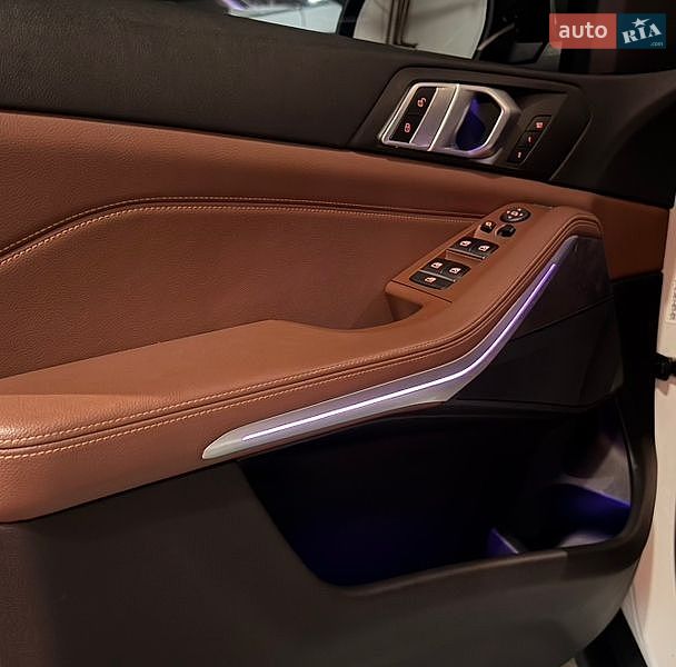 Внедорожник / Кроссовер BMW X5 2019 в Харькове