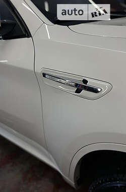 Позашляховик / Кросовер BMW X6 M 2011 в 