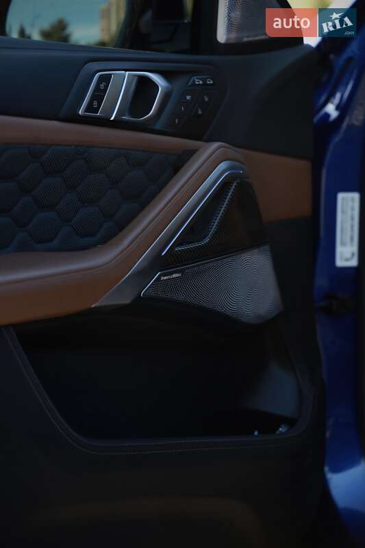 Внедорожник / Кроссовер BMW X6 M 2022 в Днепре