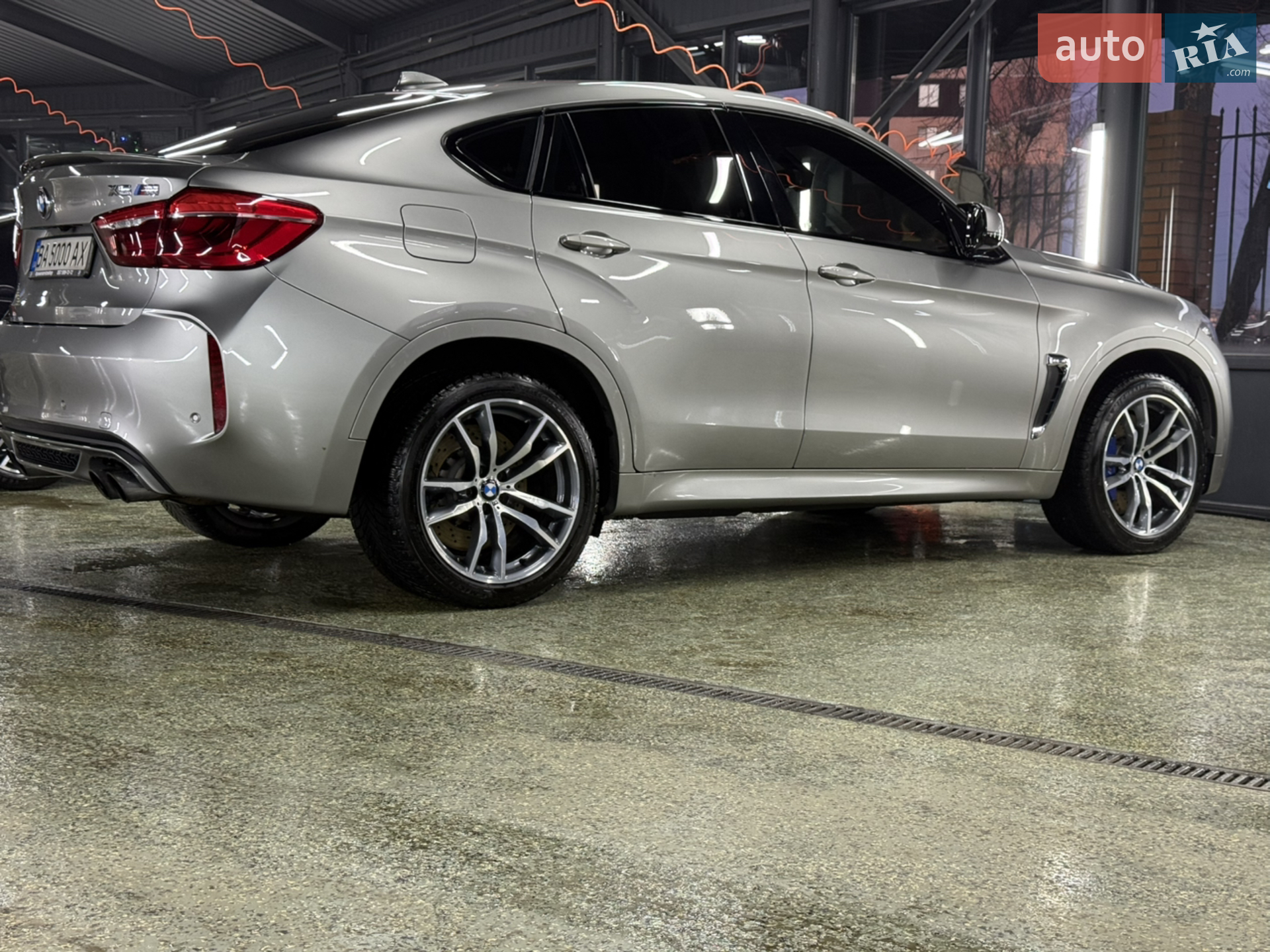 2016 BMW X6 M - мініатюра 11