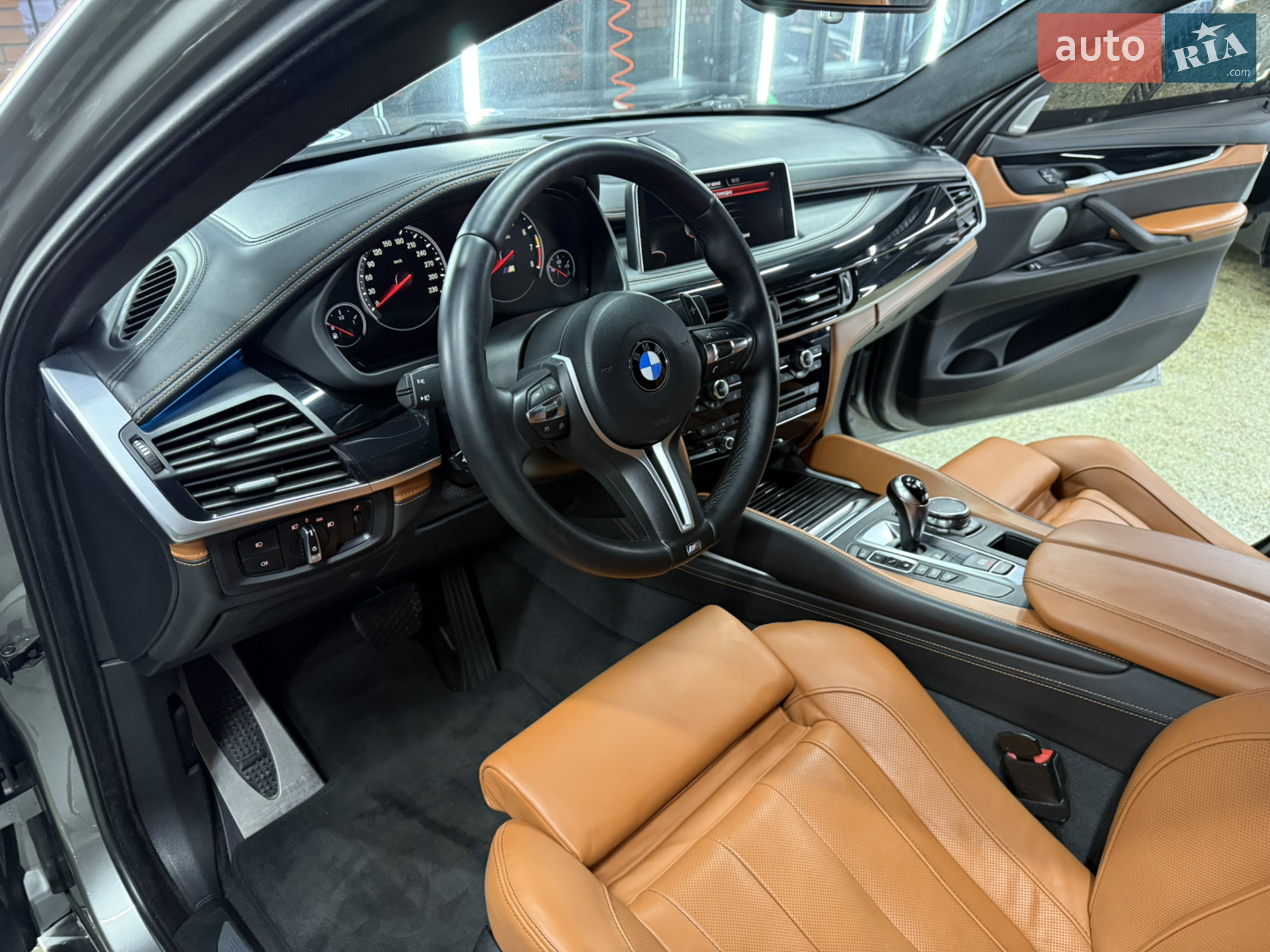 BMW X6 M 2016 VIN WBSKW810500P69185 фото оголошення 20 з 54