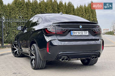 Внедорожник / Кроссовер BMW X6 M 2015 в 