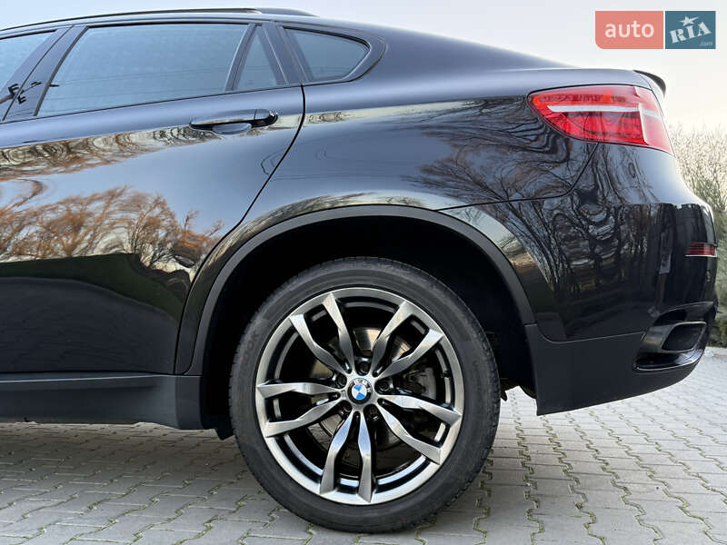 Позашляховик / Кросовер BMW X6 M 2012 в Чернівцях