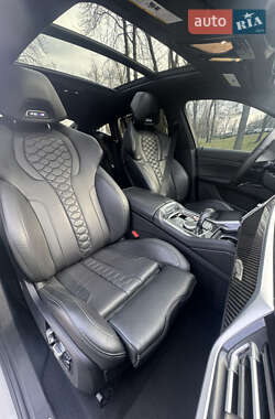 Позашляховик / Кросовер BMW X6 M 2020 в 