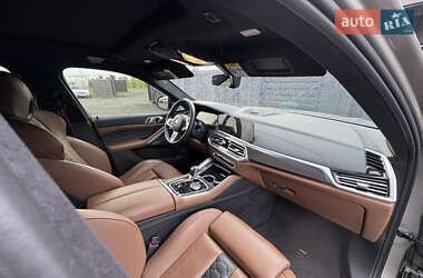 Позашляховик / Кросовер BMW X6 M 2022 в 