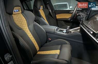 Позашляховик / Кросовер BMW X6 M 2023 в 
