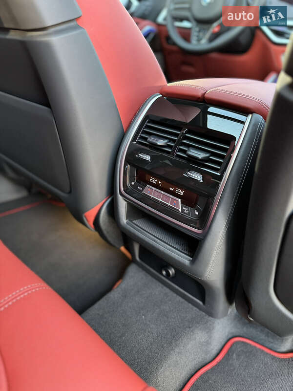 Внедорожник / Кроссовер BMW X6 M 2023 в Кривом Роге фото 26 Внедорожник / Кроссовер BMW X6 M 2023 в Кривом Роге