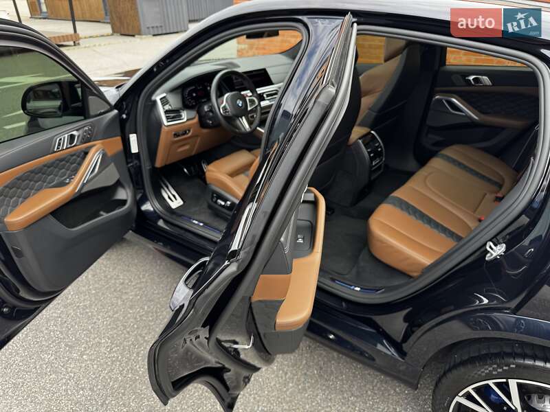 Позашляховик / Кросовер BMW X6 M 2021 в Києві
