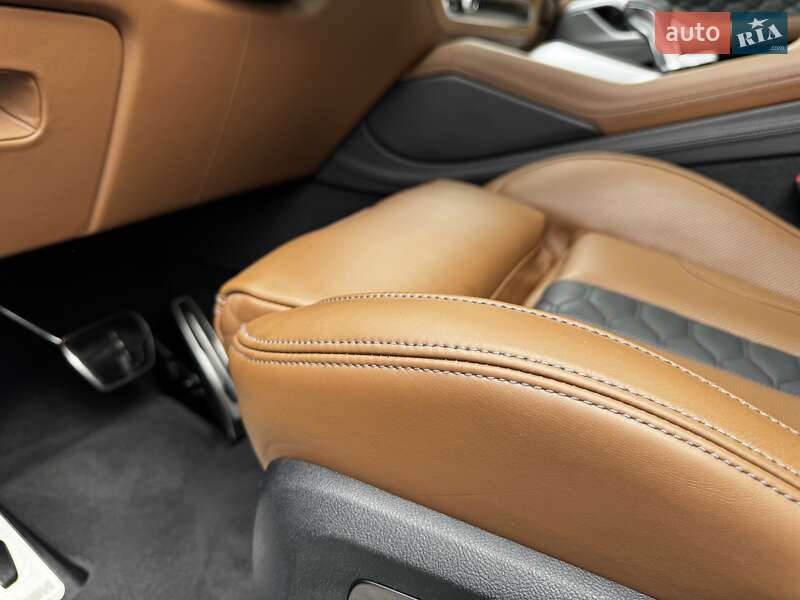 Позашляховик / Кросовер BMW X6 M 2021 в Києві