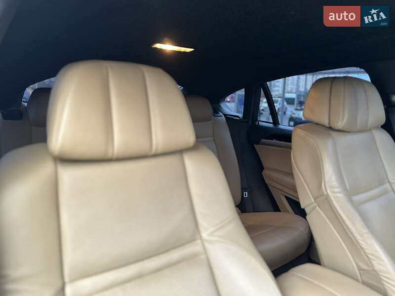 Внедорожник / Кроссовер BMW X6 M 2011 в Киеве