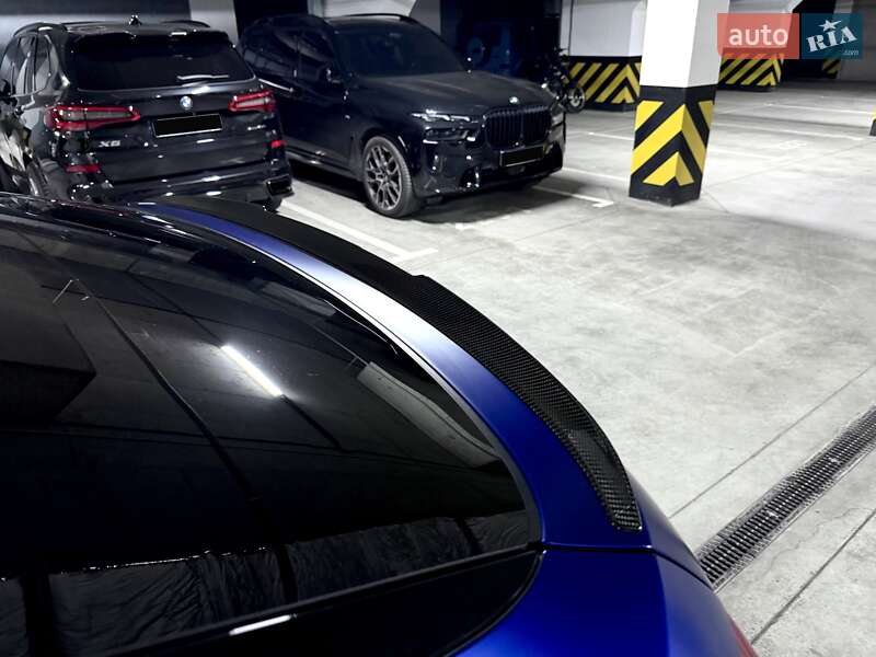 Позашляховик / Кросовер BMW X6 M 2022 в Дніпрі фото 10 Позашляховик / Кросовер BMW X6 M 2022 в Дніпрі