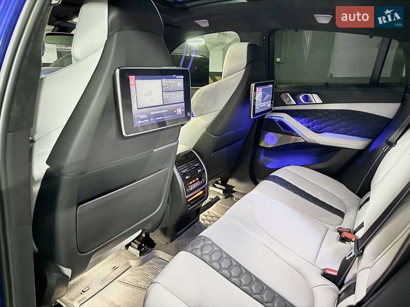 Позашляховик / Кросовер BMW X6 M 2022 в Дніпрі фото 26 Позашляховик / Кросовер BMW X6 M 2022 в Дніпрі