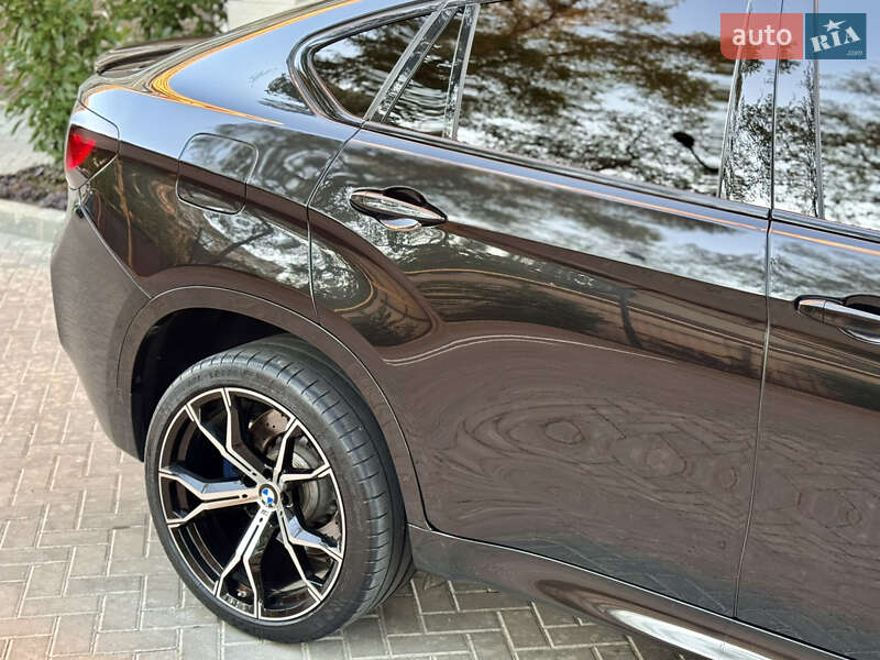 Позашляховик / Кросовер BMW X6 M 2015 в Одесі
