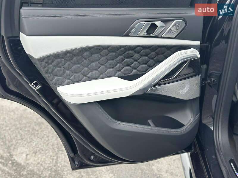 Внедорожник / Кроссовер BMW X6 M 2022 в Полтаве