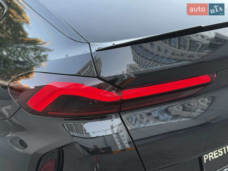 Внедорожник / Кроссовер BMW X6 M 2022 в Киеве