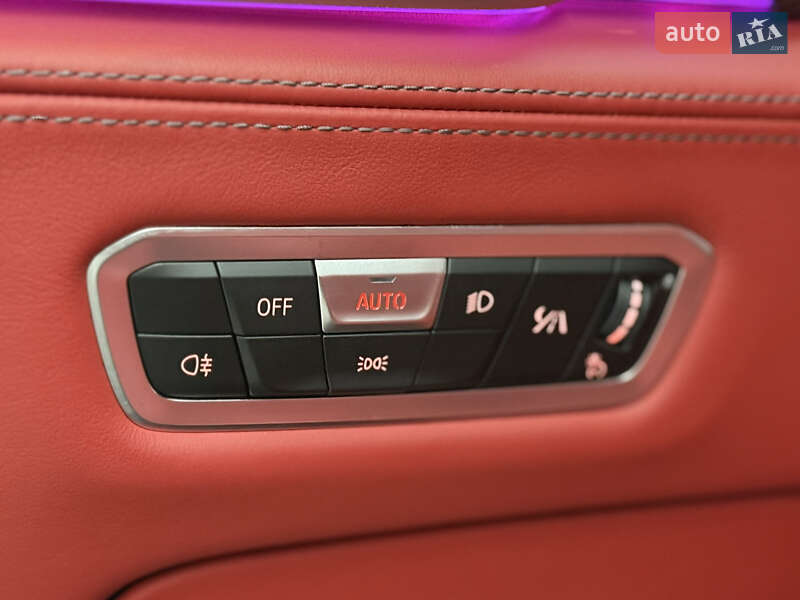 Внедорожник / Кроссовер BMW X6 M 2022 в Киеве